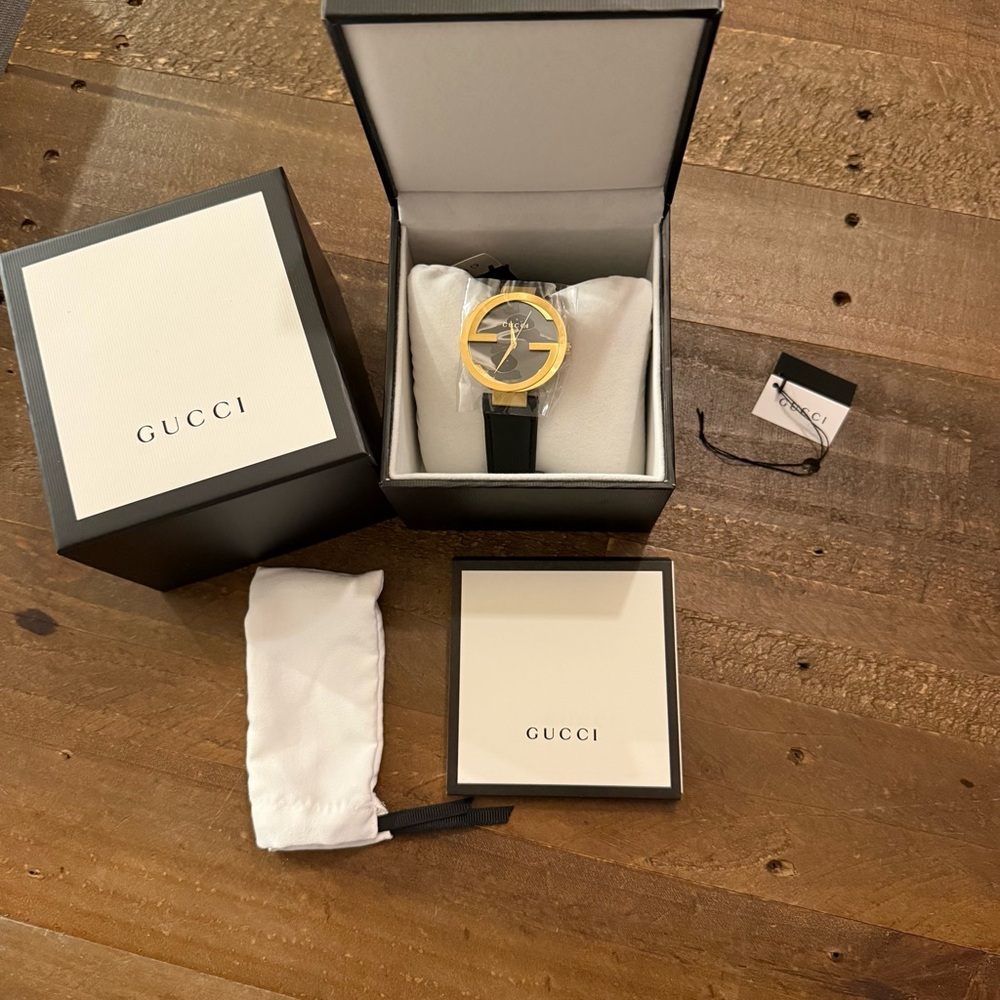 Gucci G Interlocking Black 42MM Dial Leather Strap Watch Latin Grammy Edition - Picture 3 of 15